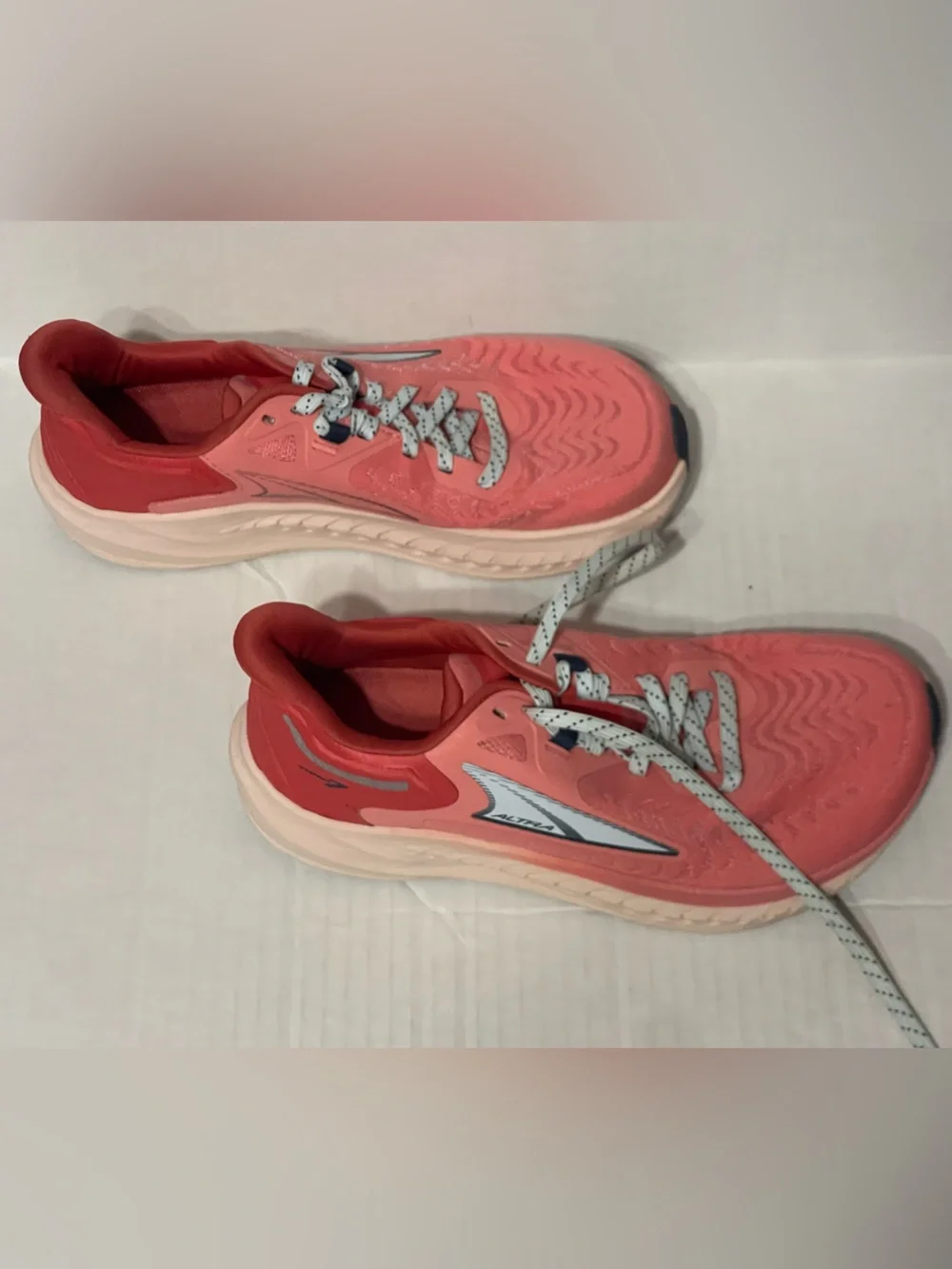 Altra Torin 7 - Women’s 7.5 - Pink - no box
